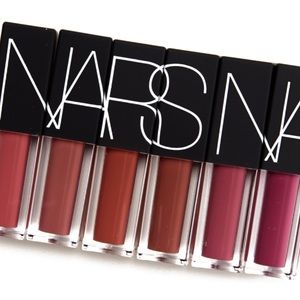 NARS Wanted Velvet Lip Glide